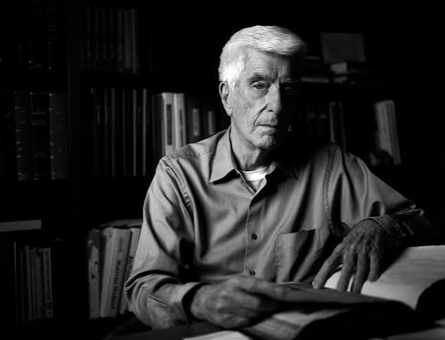 Jacques Vallée portrait